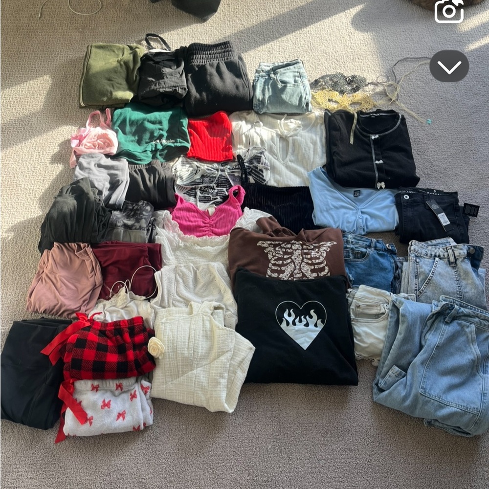 Assorted Clothing Bundle